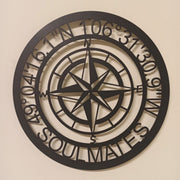 Personalisiertes nautisches Kompass-Wandbild aus Metall mit GPS-Koordinaten