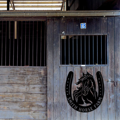 Panneau métallique de ferme équestre, panneau métallique personnalisé pour panneau de ferme pour grange, panneau métallique pour un ranch, panneau de ranch équestre, panneau de ferme équestre, décor mural de cheval